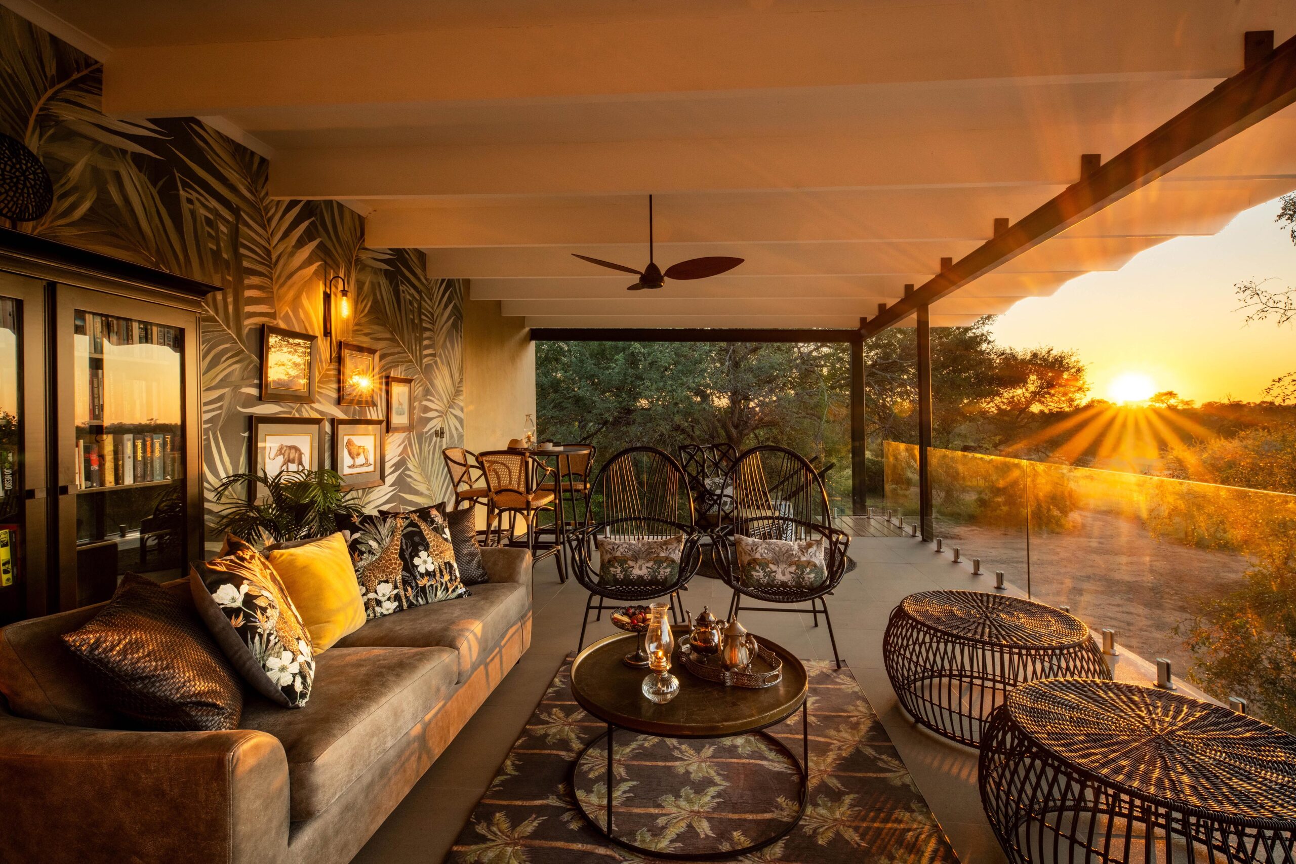 Spotlight: The Observation Lounge & Photographic Studio